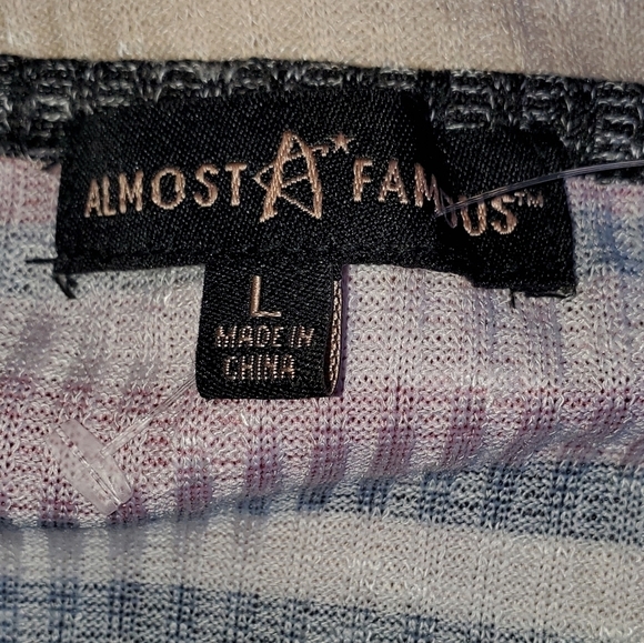 Striped grey pink/red top NEW small - Picture 5 of 7